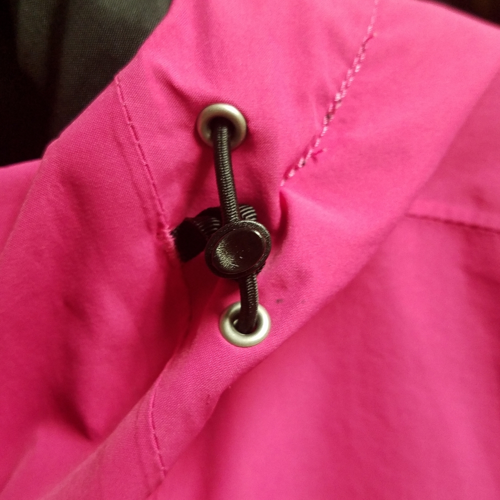 EUC/LN TNF Hyvent Raspberry Pink Snow rain jacket - Picture 16 of 16